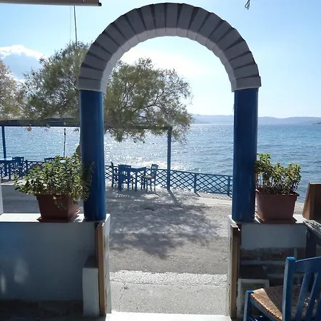 מלון דירות O Fotis 3*