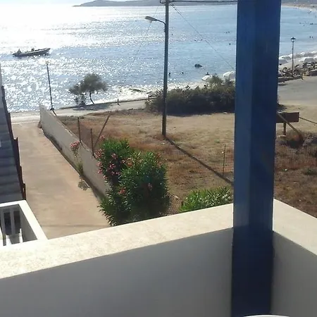 O Fotis מלון דירות