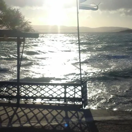 O Fotis 3* איוס פרוקופיוס