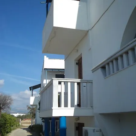 O Fotis 3* Agios Prokopios (Naxos)